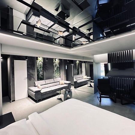 The Hatz By Rh Living Bukurešť Exteriér fotografie